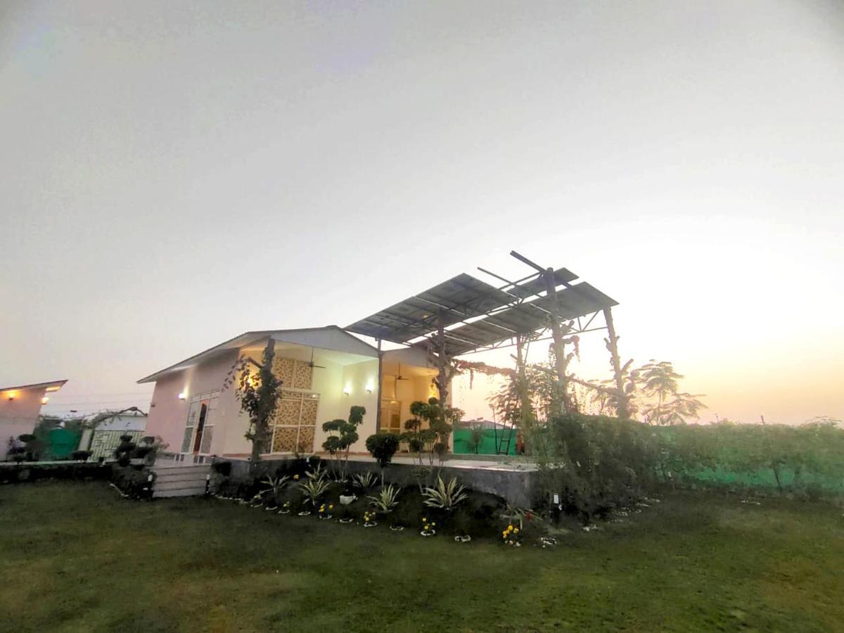 Shaw Estate-Farm House For A Small Parties-Jp Farm Greater Noida Εξωτερικό φωτογραφία