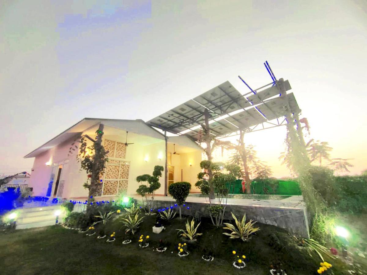 Shaw Estate-Farm House For A Small Parties-Jp Farm Greater Noida Εξωτερικό φωτογραφία