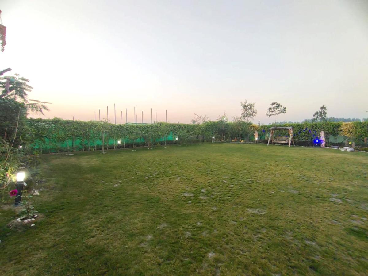 Shaw Estate-Farm House For A Small Parties-Jp Farm Greater Noida Εξωτερικό φωτογραφία